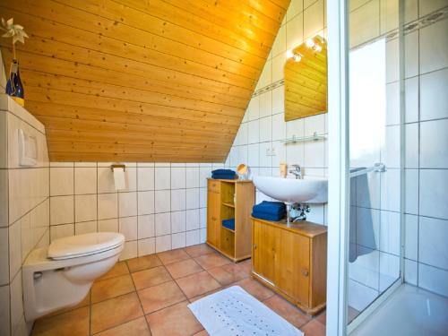 Bathroom, Ferienhof Ebsen in Langenhorn (Schleswig-Holstein)