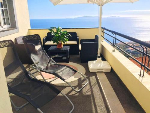  One bedroom house with sea view enclosed garden and wifi at Gaula 3 km away from the beach in Gaula