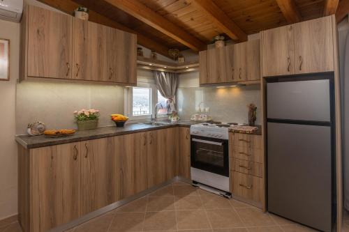 Kitchen, Nefeli seaview apartment in Kefalonia