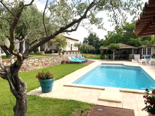 Villa with 4 bedrooms in SolliesVille with private pool enclosed garden and WiFi 15 km from the beach gîte à louer Solliès-Pont