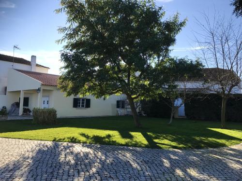House with one bedroom in Alcanhoes with shared pool enclosed garden and WiFi