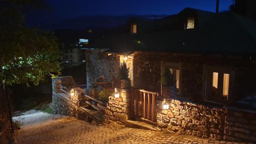 The House in the Cobbled Road - Chalet - Karpenision