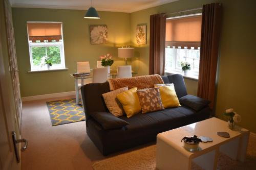Stylish 2 Bed Apartment, Parking, Great Location, , Norfolk