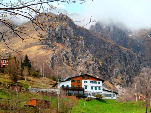 Rifugio Soldanella Hotel de charme Lecco
