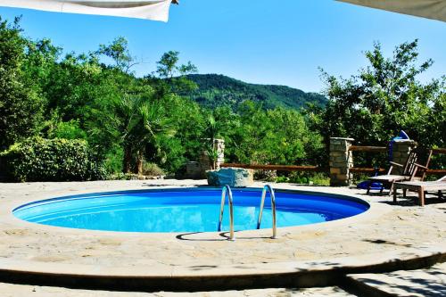 Spacious villa Mombarcaro with private pool. gîte à louer Bagnasco
