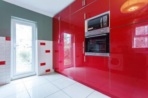 Shirley House 1, Guest House, Self Catering, Self Check in with smart locks, use of Fully Equipped Kitchen, Walking Distance to Southampton Central, Excellent Transport Links, Ideal for Longer Stays