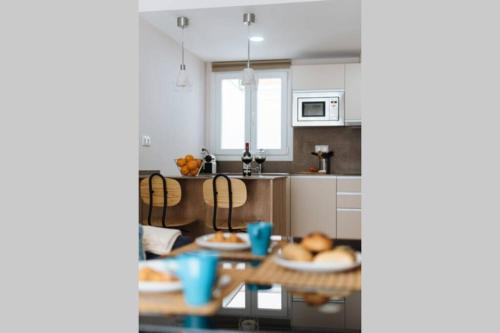 Hostly Sol 2bdr flat with patio in Seville center, Sevilla (Foto 5)