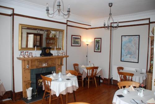 Denehurst Guest House - image 4