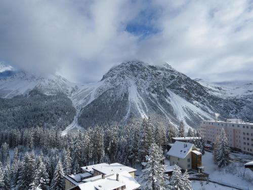 Hof Arosa - main image