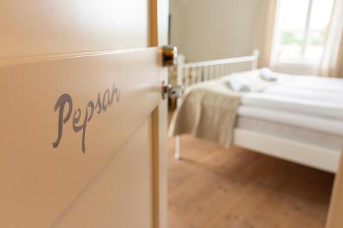 Hotel Nestor & Restaurant Back Pocket Room Type - Deluxe Twin Room