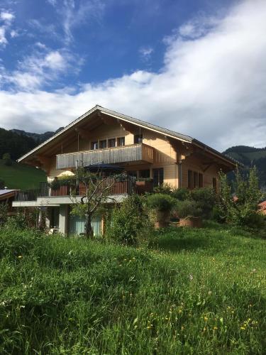 Bejárat, Chalet Park Apartment mit Sauna Hamam in Diemtigen