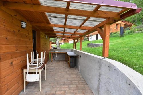 Letovisko Chobot - village resort - image 9