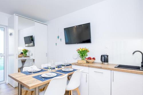 APARTAMENT 9B BLUE MARINE Poddąbie Basen Odkryty Brodziki Plac Zabaw