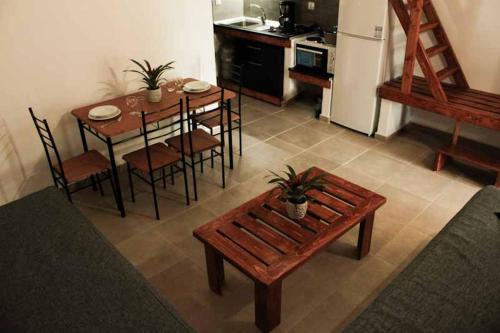 2 bedrooms, 5 beds