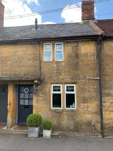 Cottage in the heart of Montacute in Montacute