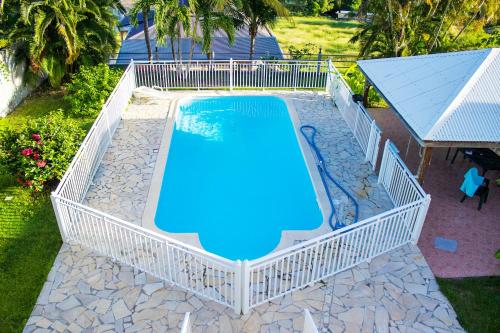 Appartement d'une chambre avec piscine partagee jardin et wifi a Sainte Anne a 3 km de la plage - Location saisonnière - Sainte-Anne