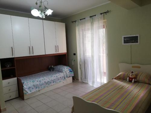 Two-Bedroom House image 2
