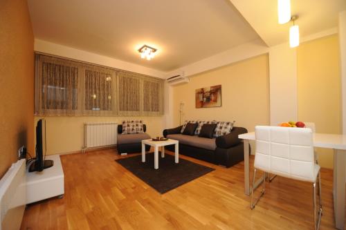 Superior One-Bedroom Apartment 7 - Orce Nikolov Str.