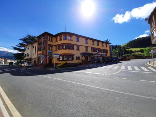  Hosteria Picos De Europa, Pension in Potes