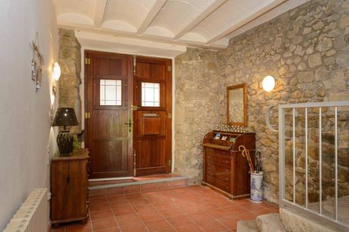 Előcsarnok, Can Mieta in Vall D'En Bas