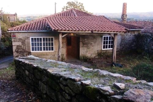 4 bedrooms house with garden and wifi at Lugo Galicia