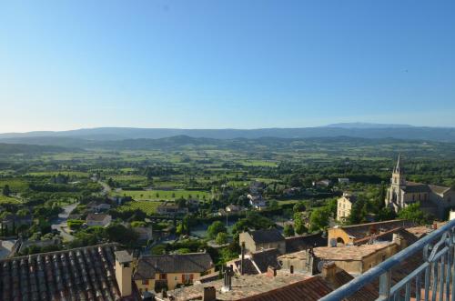 Hôtel Restaurant Panoramique César - Hôtel - Bonnieux