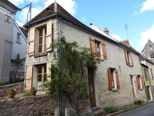 Maison de 2 chambres avec wifi a Chalo Saint Mars