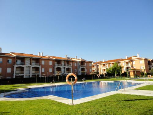  2 bedrooms appartement at Rota 300 m away from the beach with sea view shared pool and enclosed garden, Pension in Rota