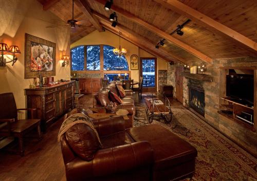 Alpine Village Suites