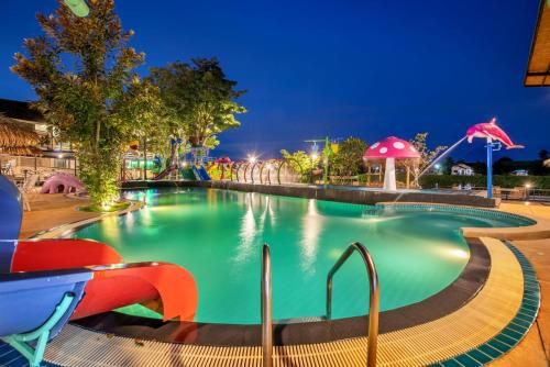 Water park, boathouse boutique riverside in Nakhon Chai Si