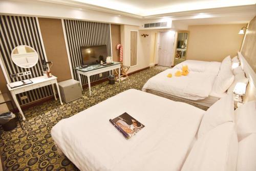 room detail thumbnail 0