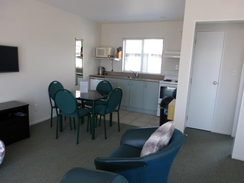 ห้องครัว, Blake Court Motel in วางกามาตา