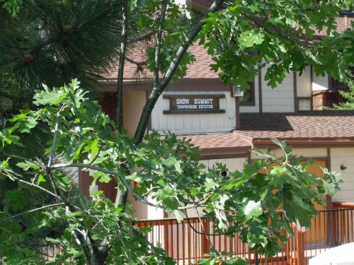 Three-Bedroom Premier Townhouse Unit #67 by Snow Summit Townhouses Bus Lic #23581 - main image