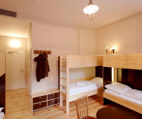 The Cat S Pajamas Hostel Berlin Price Address Reviews