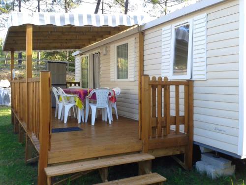 Propriete de 2 chambres a Les Mathes a 600 m de la plage avec piscine partagee et terrasse amenagee gîte à louer Forêt Domaniale de la Coubre