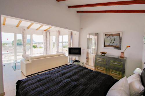 Michelle - sea view villa with private pool in Benissa - image 9