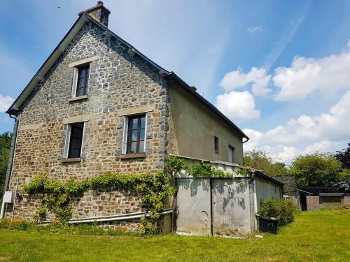 Maison de 3 chambres avec jardin clos et wifi a Quebriac