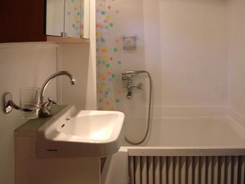 Boat For Guest - image 10