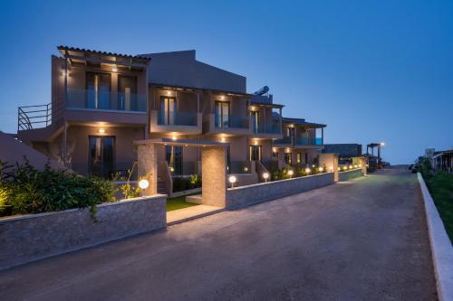 Aegean Breeze Luxury Apartments next to the sea 2