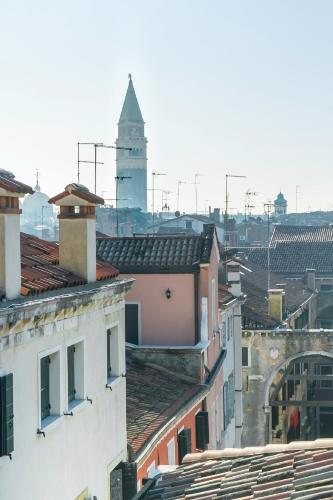 Rialto Canal View With Terrace and Balcony by Wonderful Italy, Benátky (fotografie 3)