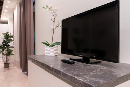 Riva Palace Apartments - image 8