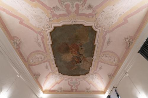 Riva Palace Apartments - image 12