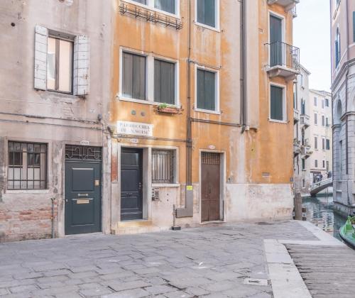 Ca' San Marco Canal View - image 13