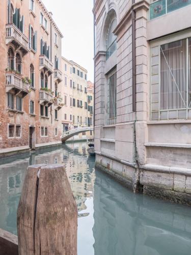 San Marco Square with Canal View by Wonderful Italy - 전망