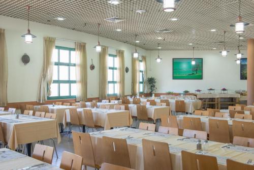 Étterem, HI Pkiin Hostel in Pki'in