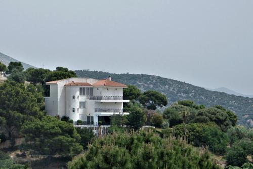 Villa Maraki - Attica Riviera