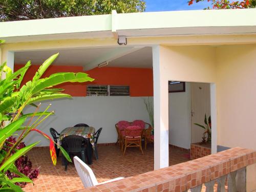 Appartement d'une chambre avec jardin clos et wifi a Port Louis - Location saisonnière - Port-Louis