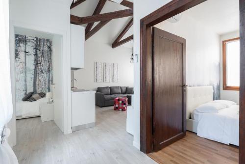 Apartments in San Marco with Canal View by Wonderful Italy, Benátky (fotografie 8)