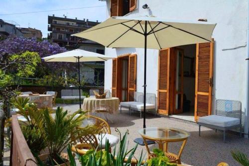  4 bedrooms house at San Nicola Arcella 500 m away from the beach with furnished terrace and wifi, Unterkunft in San Nicola Arcella