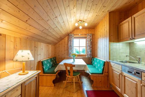 Familien-Appartements Örglwirt's Gut
